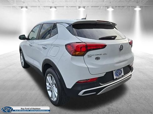 Used 2023 Buick Encore GX Preferred w/ Cold Weather Comfort Package AWD/4WD image 8