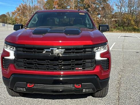 New 2025 Chevrolet Silverado 1500 LT Trail Boss w/ Convenience Package II image 2