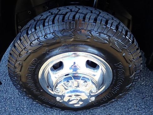 Used 2020 RAM 3500 Tradesman w/ Chrome Appearance Group image 14