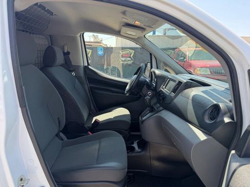 Used 2020 Nissan NV200 S FWD image 30