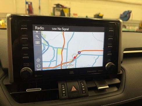 Certified 2020 Toyota RAV4 Limited image 17