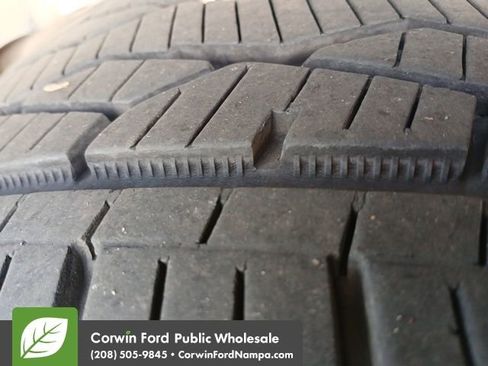 Used 2012 GMC Yukon XL SLE w/ Convenience Package image 12