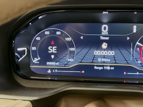 Used 2023 GMC Yukon Denali image 15