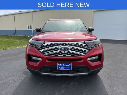 Certified 2023 Ford Explorer Platinum w/ Premium Technology Package AWD/4WD image 9