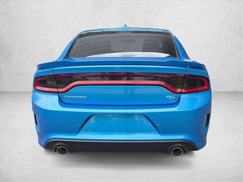 Used 2023 Dodge Charger R/T w/ Performance Handling Group RWD image 7