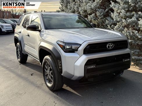 Used 2025 Toyota 4Runner SR5 image 11