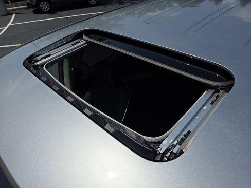 Certified 2026 Honda Odyssey Elite image 4