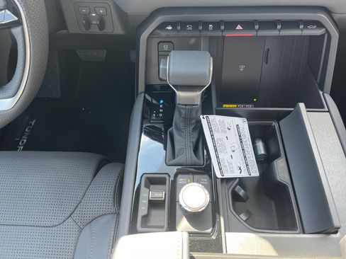 New 2026 Toyota Tundra Capstone AWD/4WD image 17