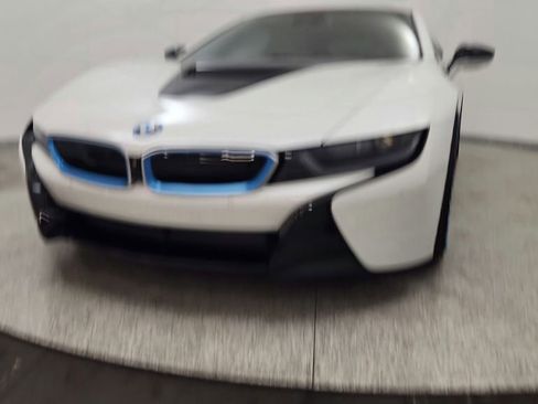 Used 2015 BMW i8 AWD/4WD image 14