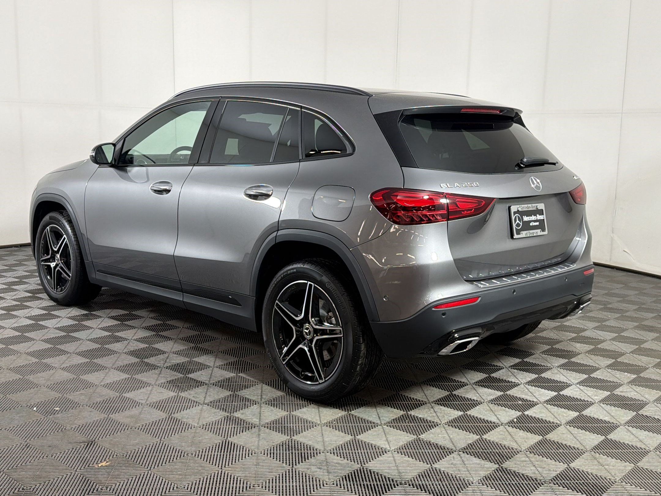 Used 2026 Mercedes-Benz GLA 250 4MATIC image 3