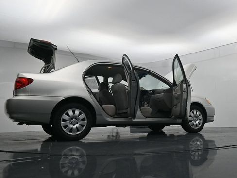 Used 2003 Toyota Corolla LE FWD image 39
