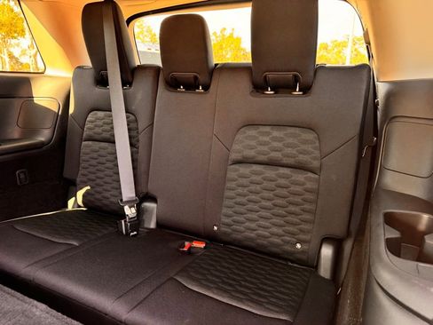 Used 2024 MAZDA CX-90 3.3 Turbo w/ Premium Package image 13