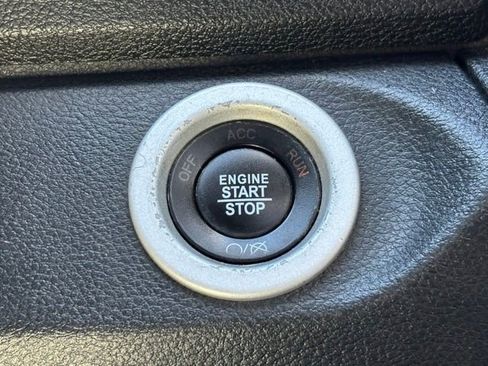 Used 2017 RAM 1500 Laramie w/ Convenience Group image 41