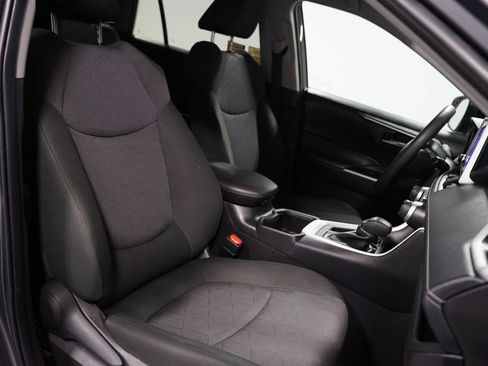 Used 2024 Toyota RAV4 XLE image 28