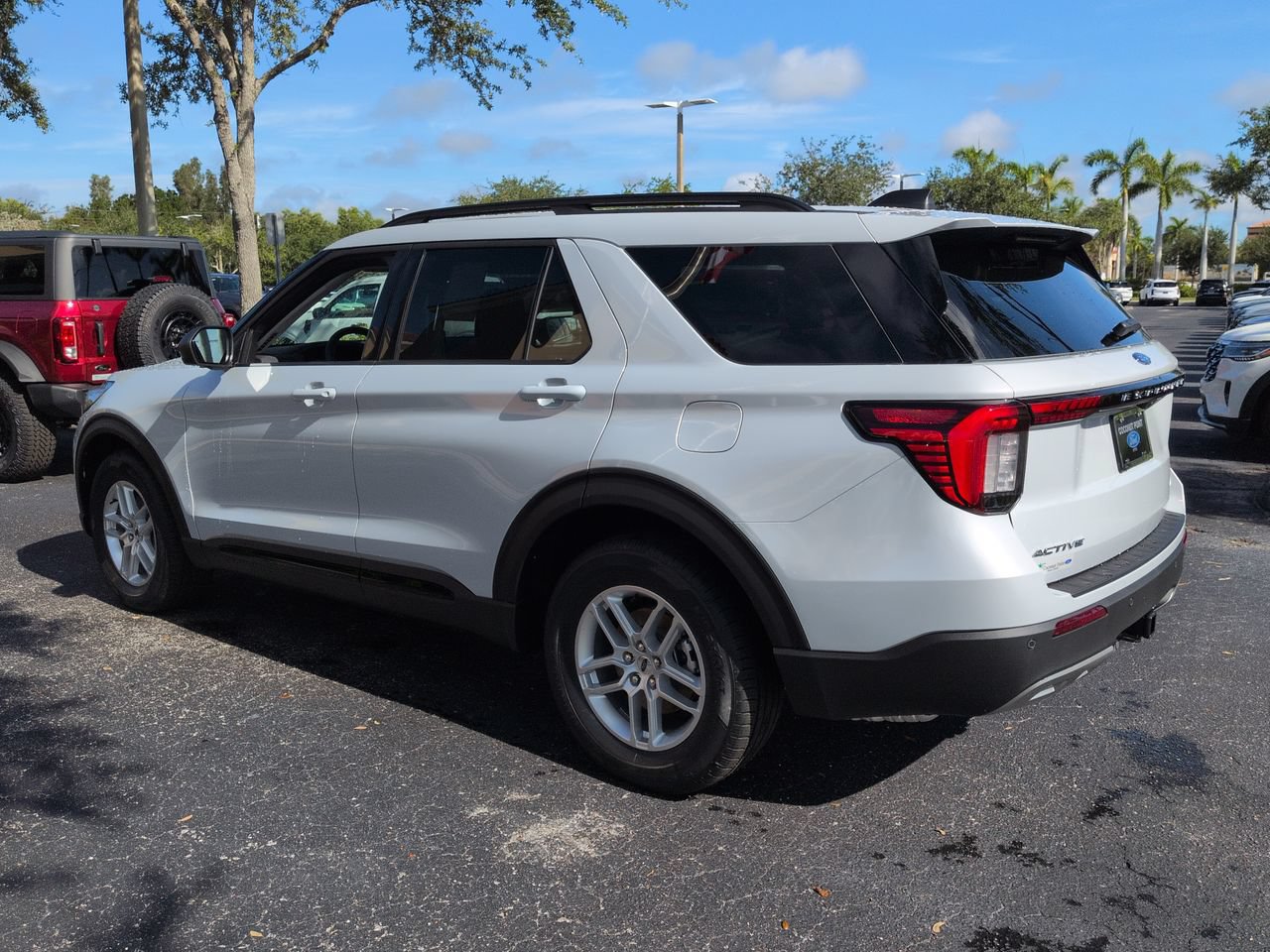 New 2026 Ford Explorer Active w/ Active Comfort Package RWD image 6