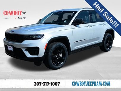 Used 2023 Jeep Grand Cherokee Altitude