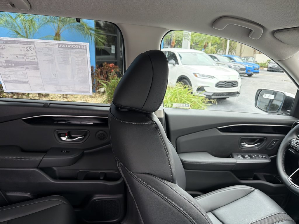 New 2026 Honda Pilot EX-L image 16