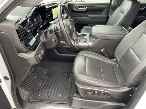 Used 2023 Chevrolet Silverado 1500 LTZ AWD/4WD image 9