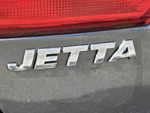 Used 2014 Volkswagen Jetta TDI image 16