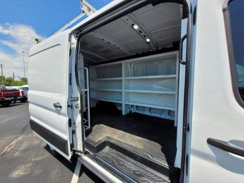Used 2020 Ford Transit 250 Medium Roof RWD image 20