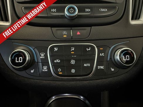 Used 2024 Chevrolet Malibu LT FWD image 37
