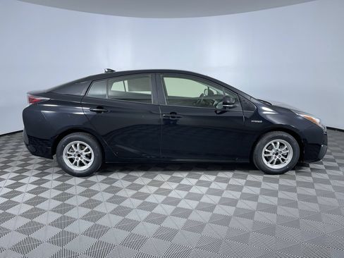 Used 2016 Toyota Prius Two FWD image 10