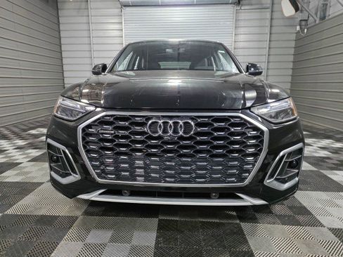 Used 2024 Audi Q5 2.0T Premium image 3