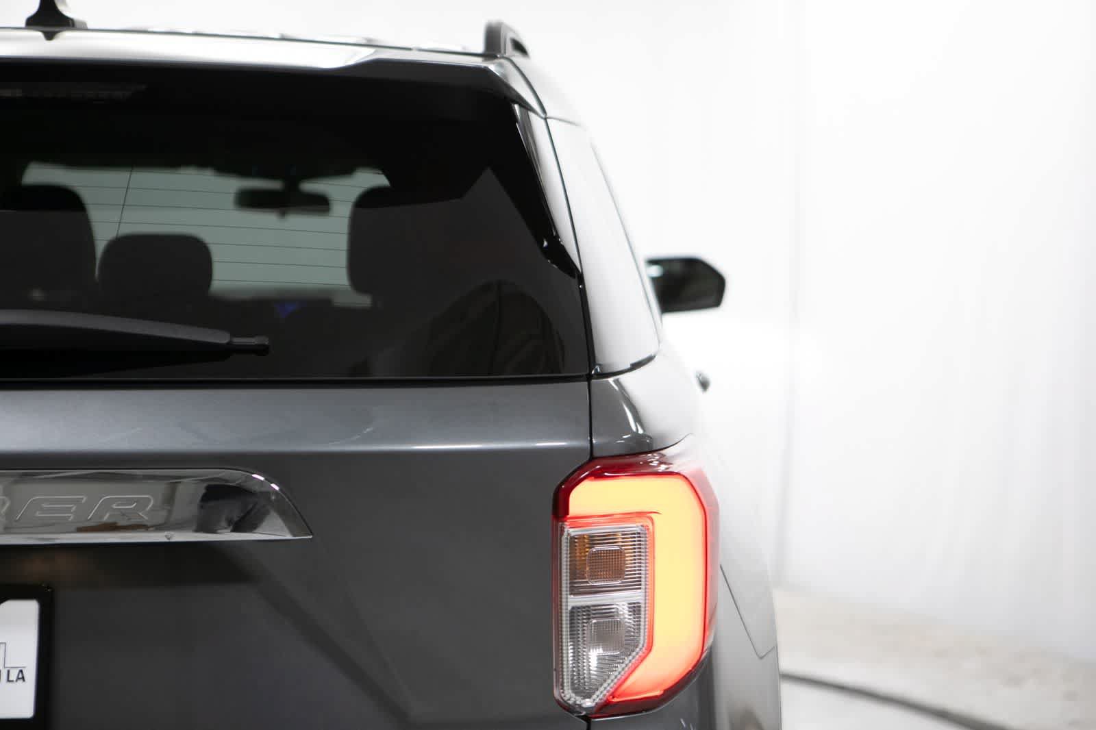 Used 2023 Ford Explorer XLT RWD image 21