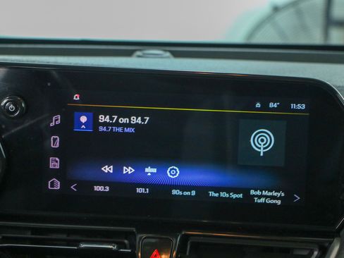 Used 2025 Chevrolet TrailBlazer LT w/ Convenience Package FWD image 19