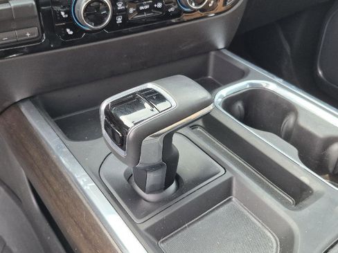 Used 2025 Chevrolet Silverado 1500 High Country w/ High Country Premium Package AWD/4WD image 11