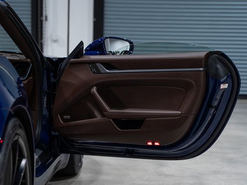 Used 2021 Porsche 911 Carrera S image 32