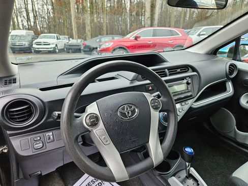 Used 2014 Toyota Prius C Two image 16