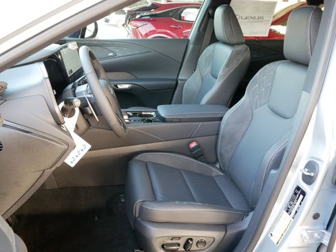 New 2026 Lexus RX 350 image 2