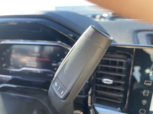 Certified 2024 GMC Sierra 1500 SLT image 16