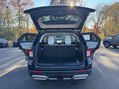 New 2026 Ford Explorer Platinum w/ LUX Leather Package image 28