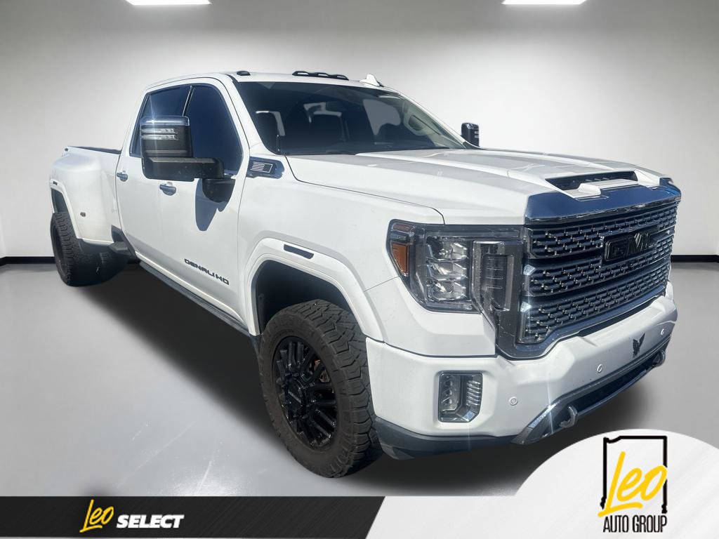 Used 2022 GMC Sierra 3500 Denali AWD/4WD image 1