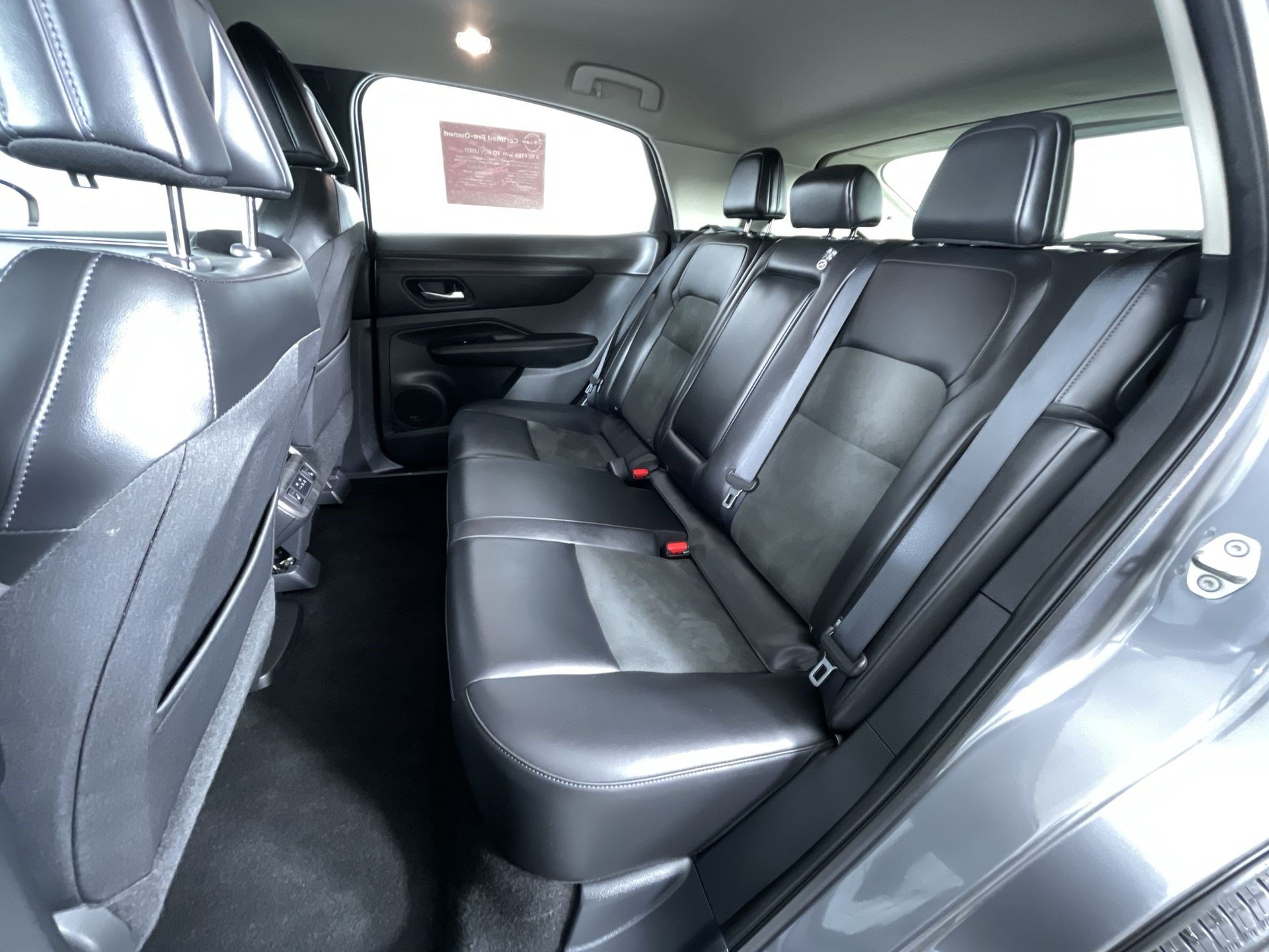 Certified 2024 Nissan Ariya AWD image 23