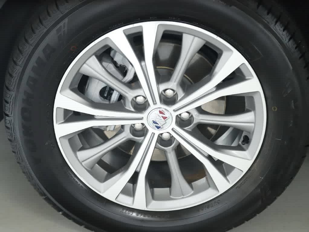 Used 2023 Buick Envision Preferred FWD image 38