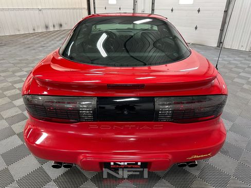 Used 1994 Pontiac Firebird Formula RWD image 9