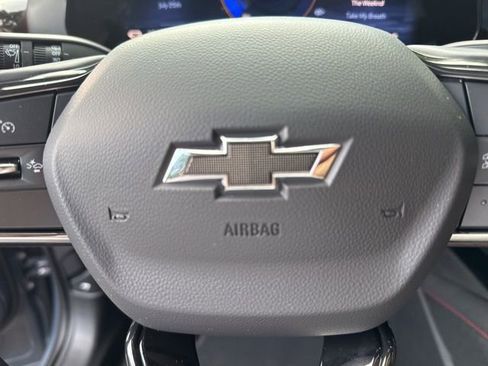 Used 2025 Chevrolet Blazer EV RS image 16