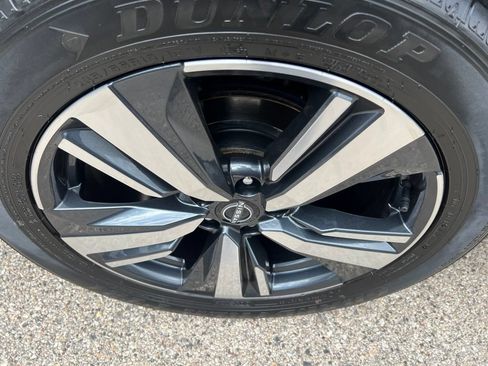 Certified 2023 Nissan Rogue SL AWD/4WD image 43