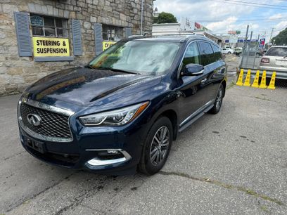 Used 2017 INFINITI QX60 Luxe w/ Premium Plus Package