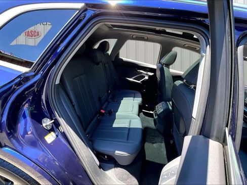 Used 2025 Audi Q5 Premium w/ Convenience Package AWD/4WD image 25