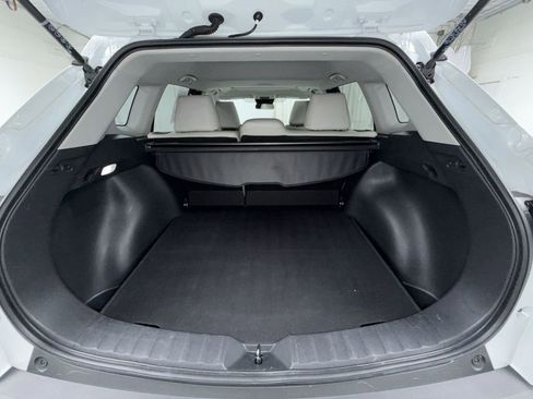 Used 2023 Toyota Corolla Cross LE w/ Moonroof Package AWD/4WD image 16