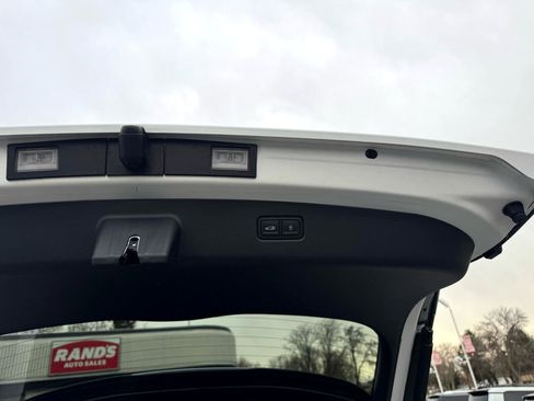 Used 2025 Genesis GV70 2.5T w/ Advanced Package image 16