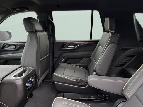 New 2026 GMC Yukon Elevation image 22