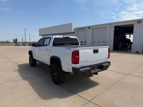 Used 2022 Chevrolet Colorado ZR2 w/ ZR2 Dusk Special Edition AWD/4WD image 4