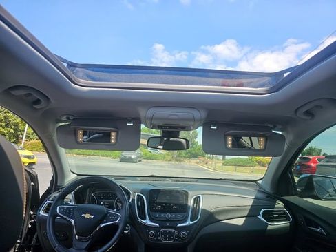 Used 2020 Chevrolet Equinox Premier FWD image 20