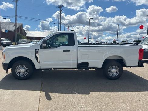 New 2026 Ford F250 XL image 4