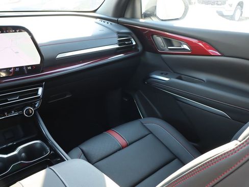 New 2026 Chevrolet Traverse RS w/ LPO, Floor Liner Package image 47